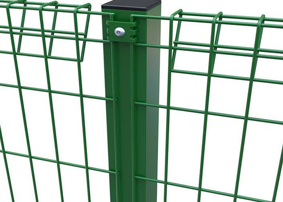 900mm – 2400mm مثلث لفة أعلى سياج سياج معدني مجلفن