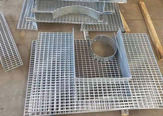 مقضب صلب غير منتظم بأشكال خاصة وللاستخدام الخاص للمصنع والنافورة وخط الأنابيب وغطاء الشجرة