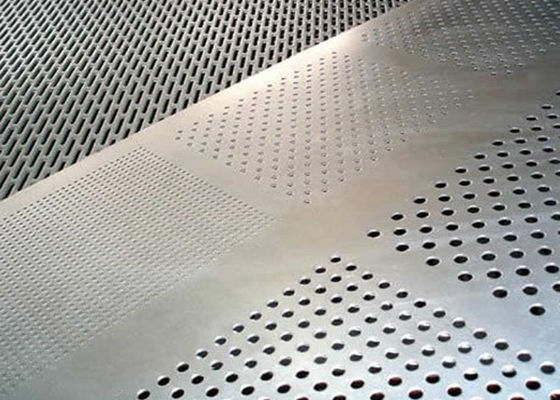 صفيحة معدنية مثقوبة من النيكل سمك 0.3-15mm ASTM B162