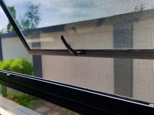 شبكة أمان معدنية من الفولاذ المقاوم للصدأ 304 316 للنوافذ والأبواب