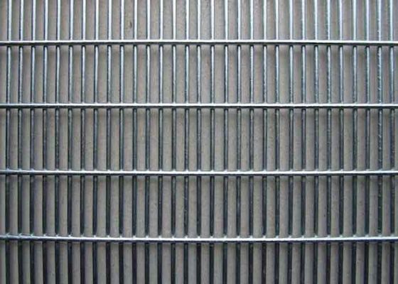 السياج الأمني من الأسلاك المطاطية 4-11 مقاس عالية الصلابة مضادة للتآكل